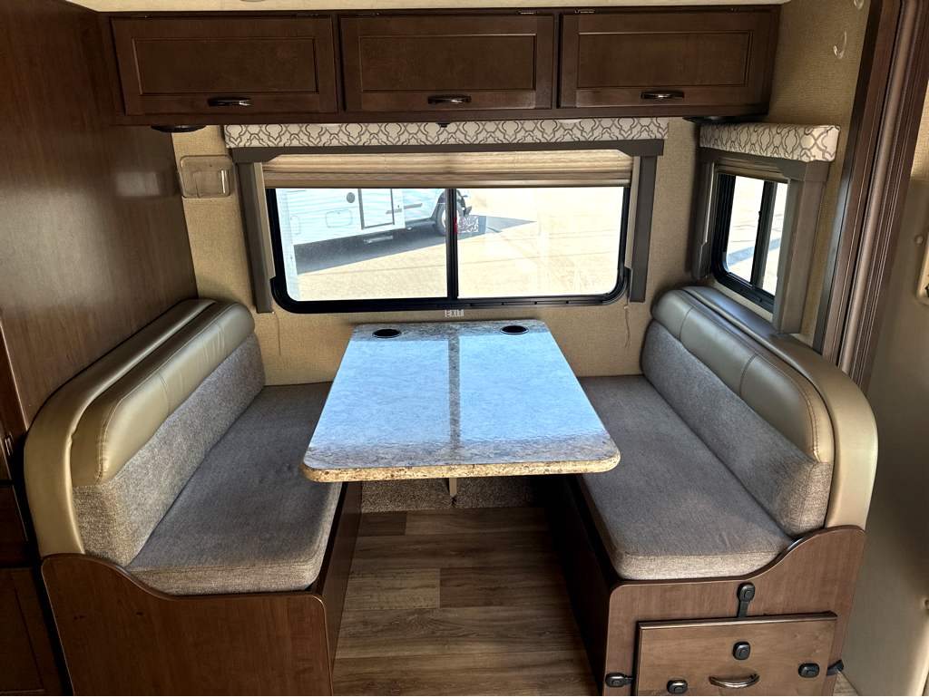2019 Thor Motor Coach FREEDOM ELITE 24HE - Image 15