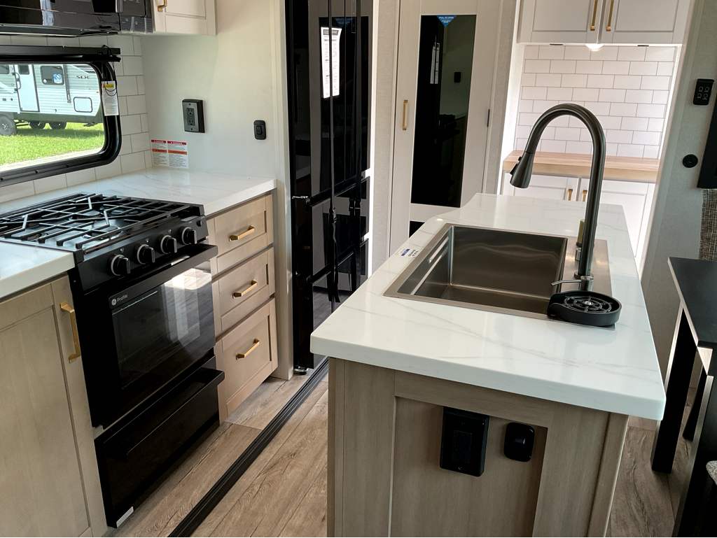 2026 JAYCO Eagle 360 DBOK - Image 6