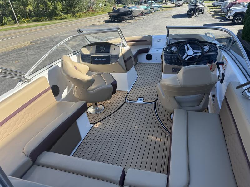 2020 Hurricane SD217 - Image 13