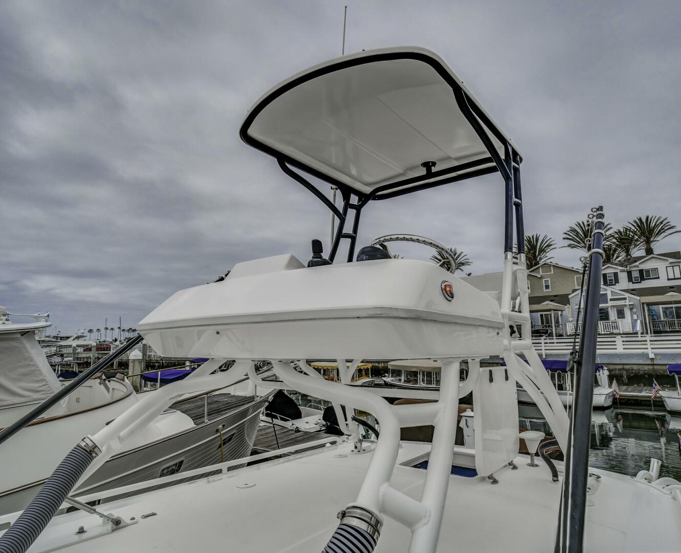 2015 Everglades 435 Center Console - Image 21