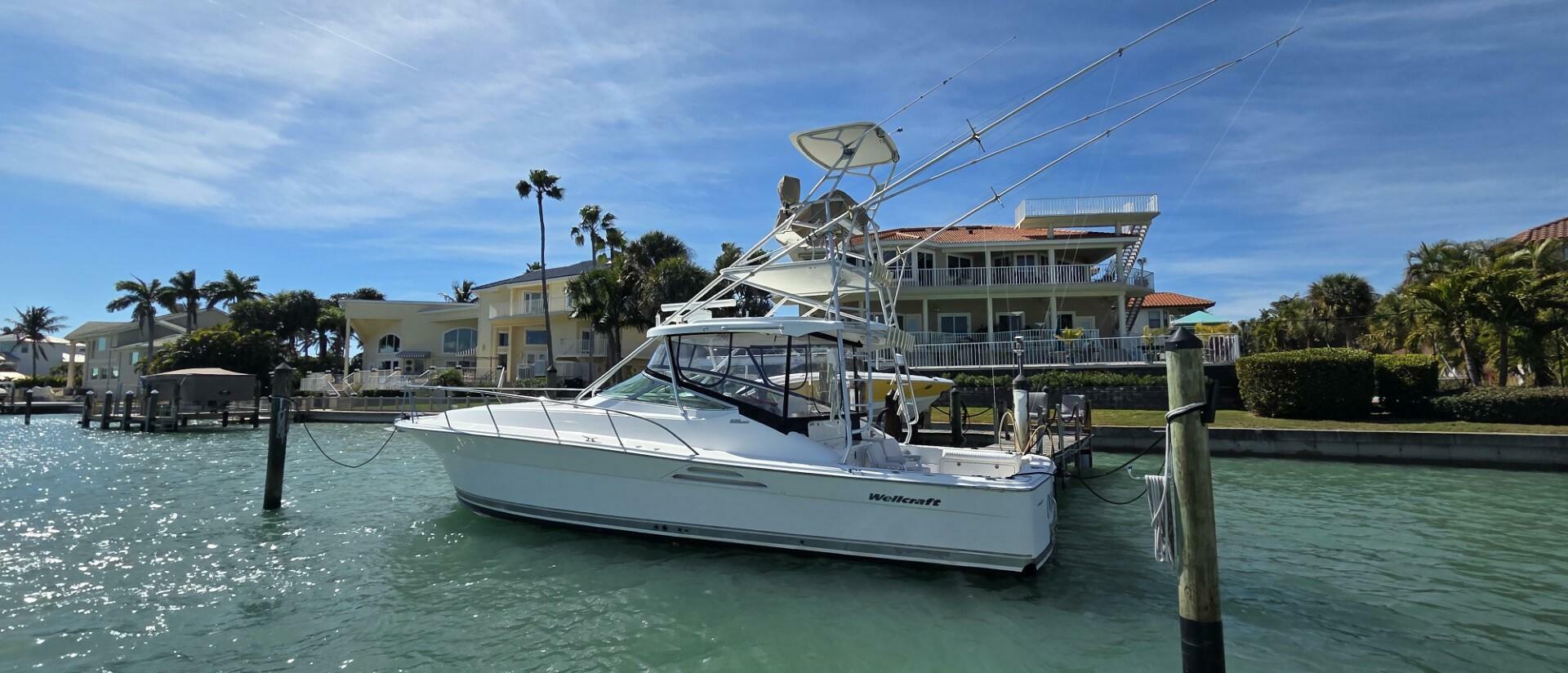 2004 Riviera 4000 Offshore - Image 2