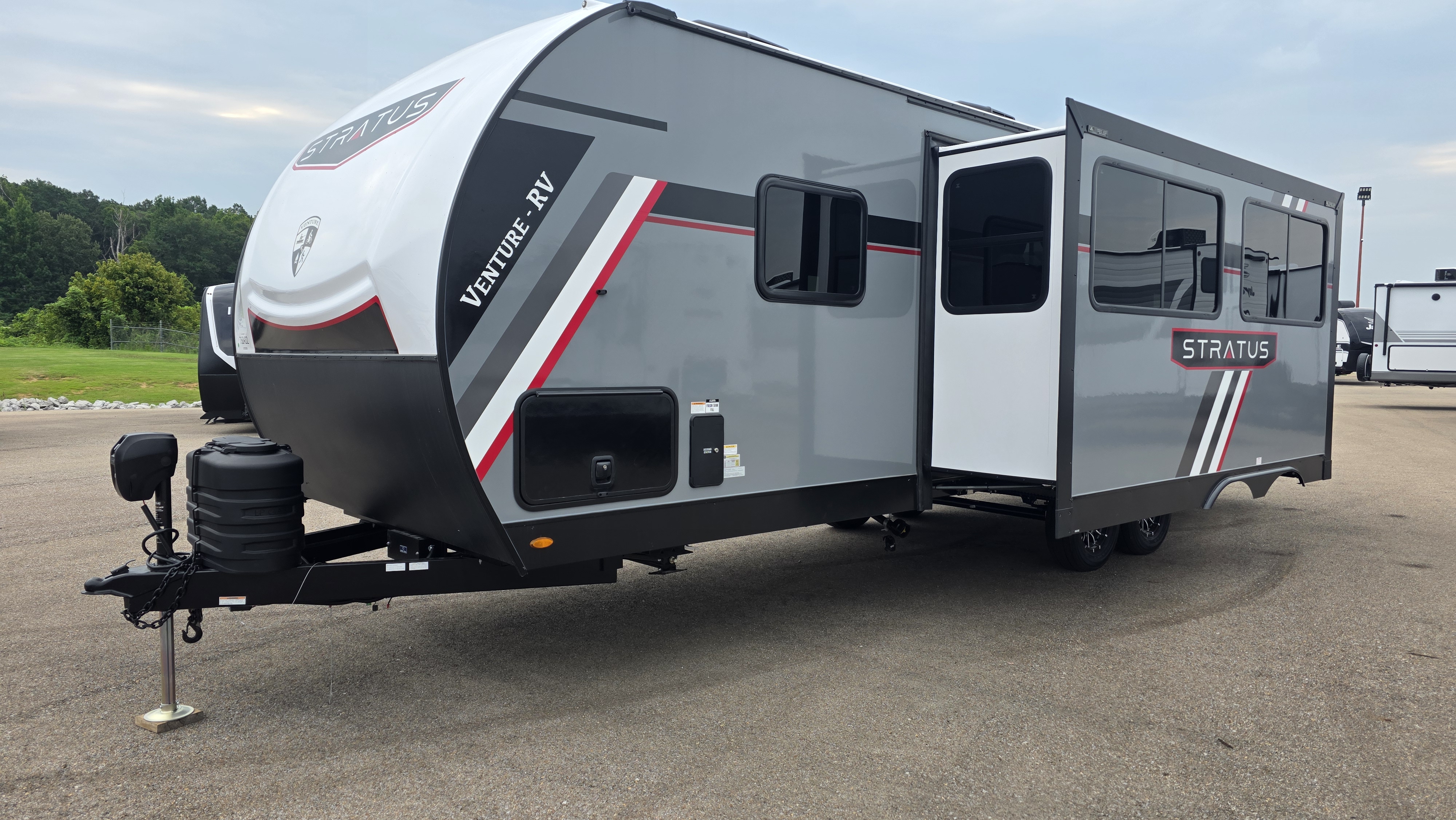 2027 VENTURE RV STRATUS 281VBH - Image 2