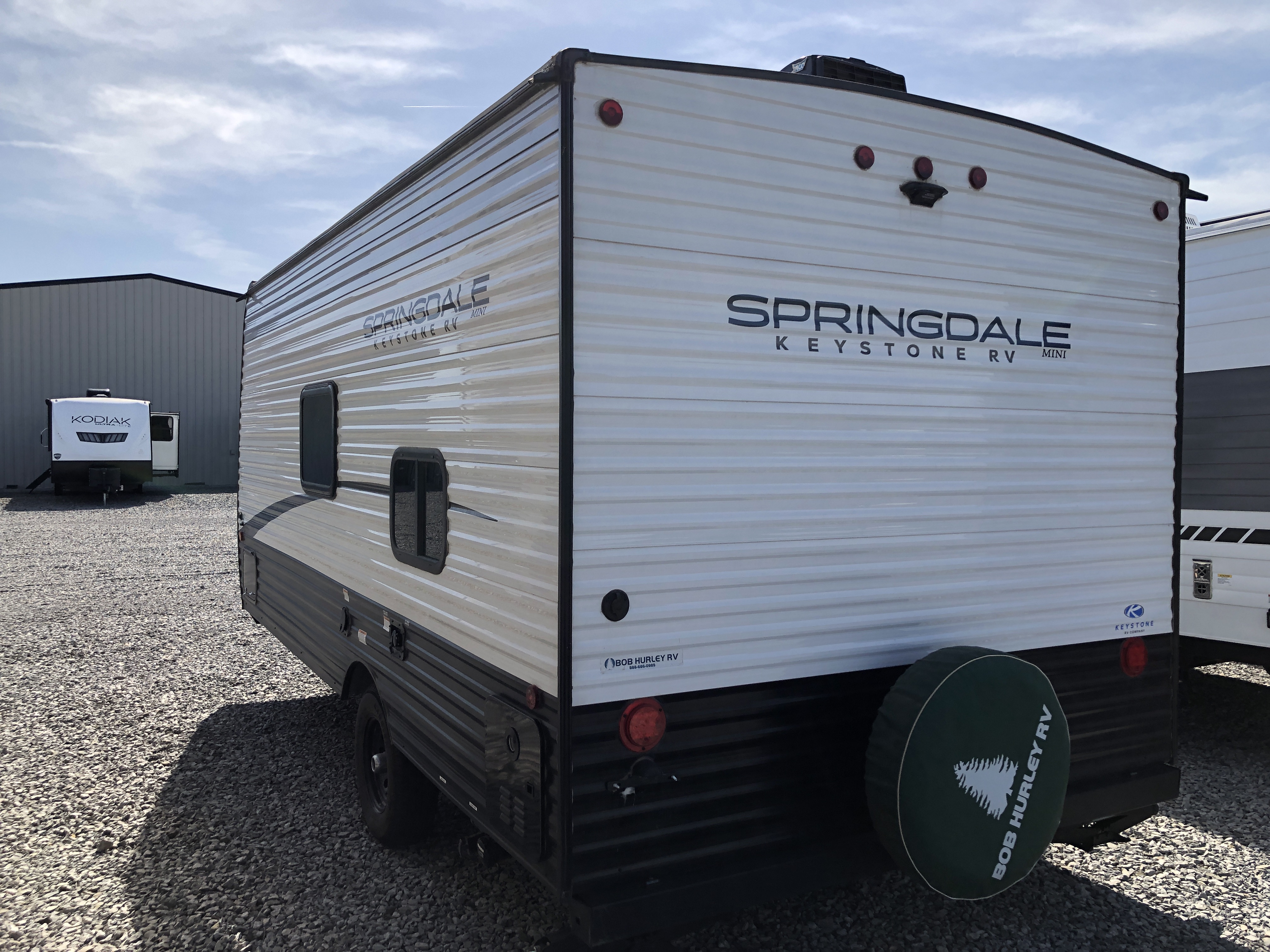 2024 Keystone Springdale Mini 1800BH - Image 4