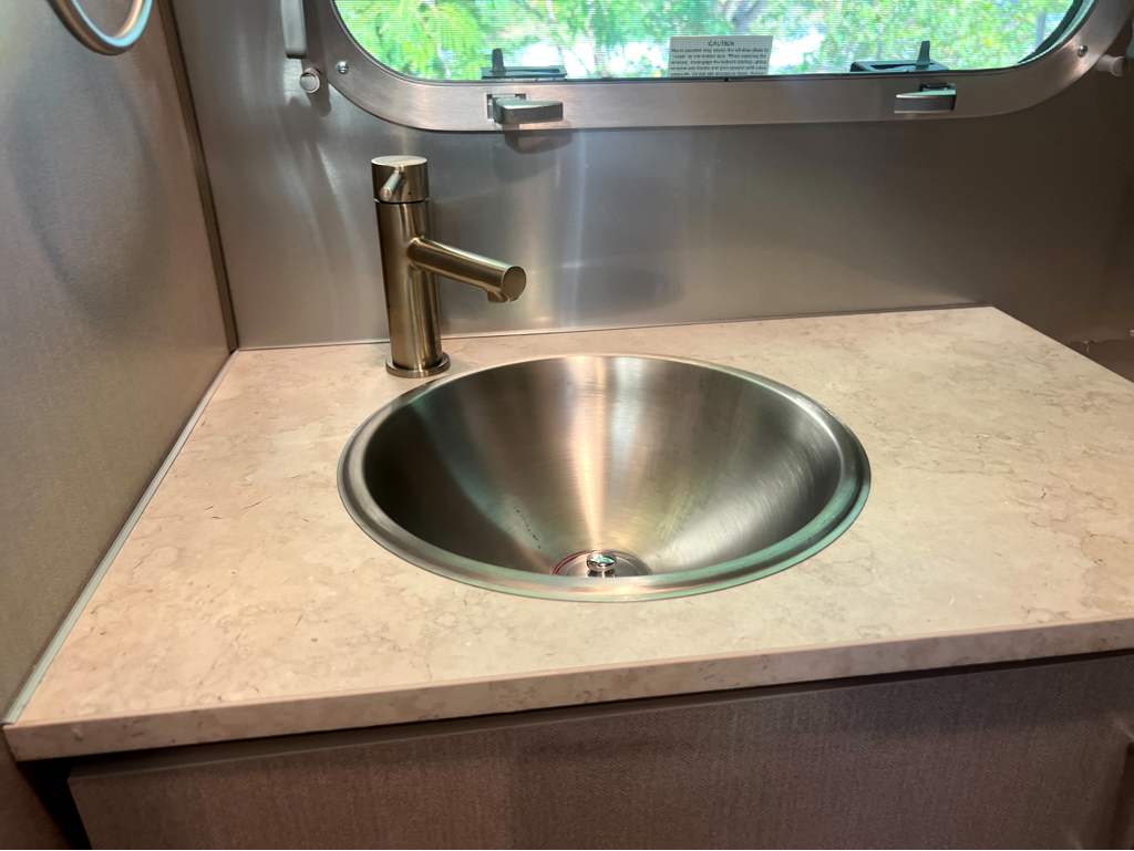2027 AIRSTREAM CARAVEL 22FB - Image 17