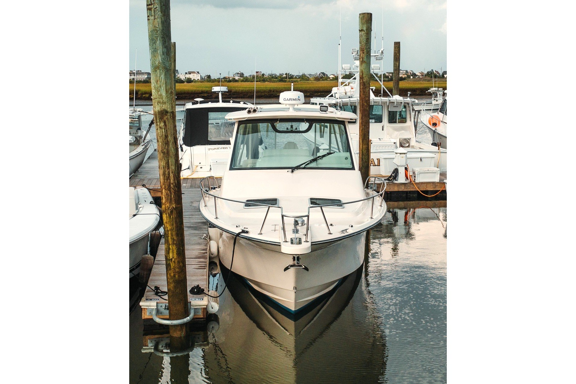 2020 Grady-White Express 330 - Image 14