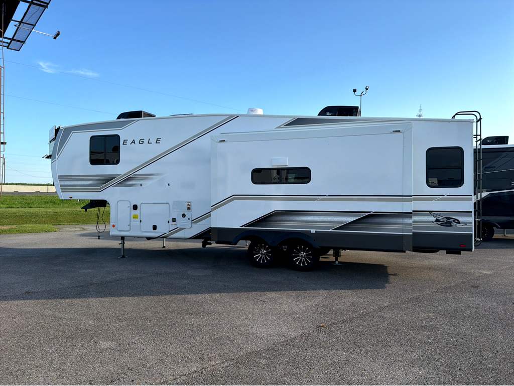 2027 JAYCO EAGLE 29RLC - Image 6