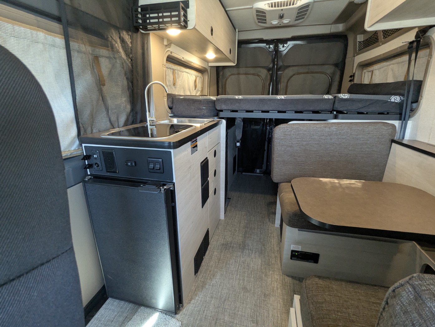2027 Winnebago Solis Pocket 36A - Image 14