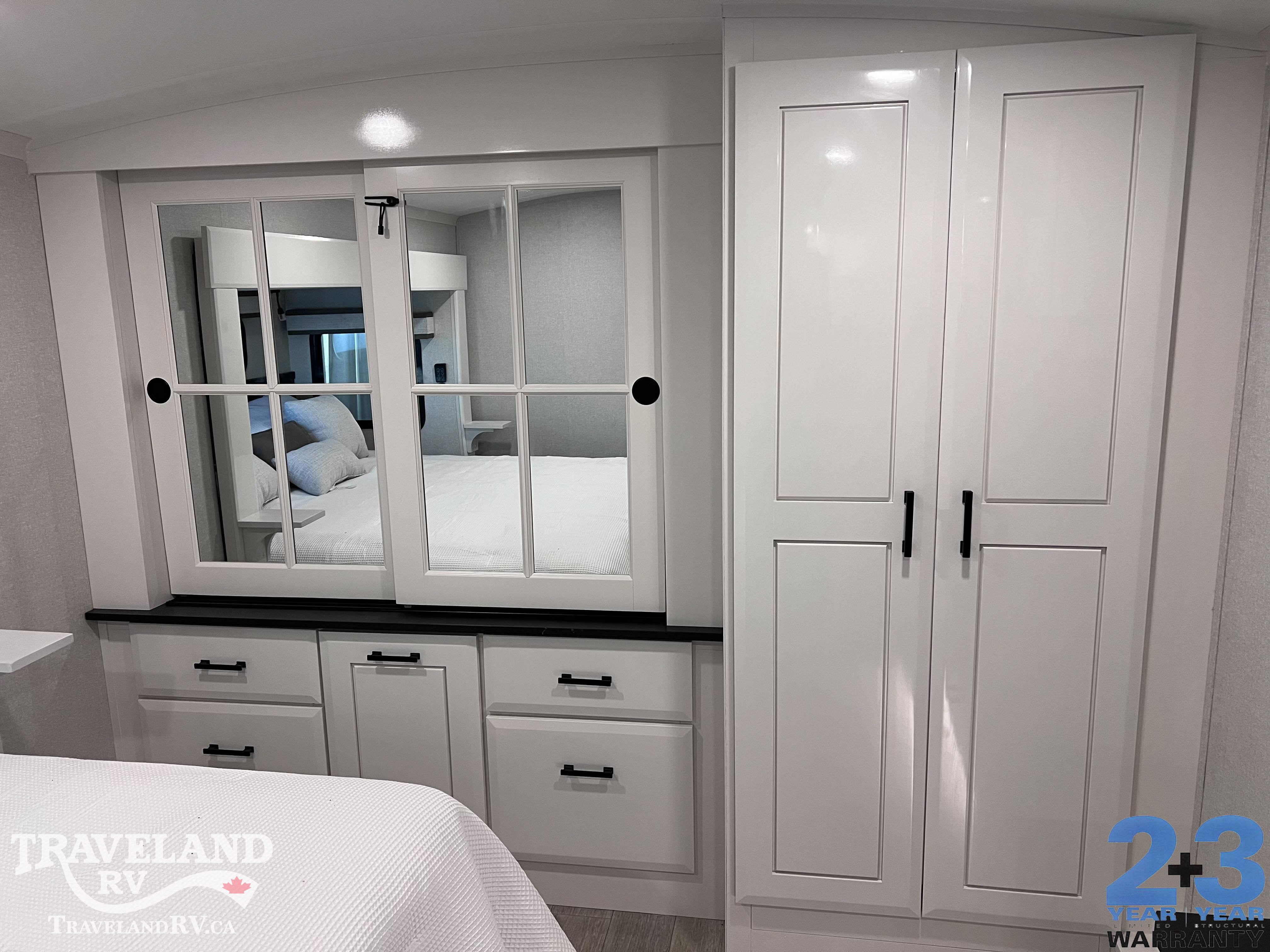 2026 Jayco Pinnacle 38KPTS - Image 26