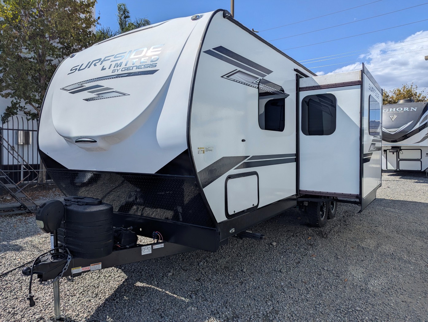 2024 Genesis Supreme Surfside Limited 25BHS - Image 2