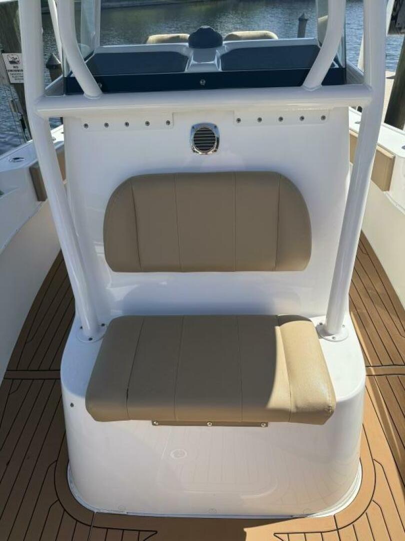 2019 Cape Horn 27XS - Image 15