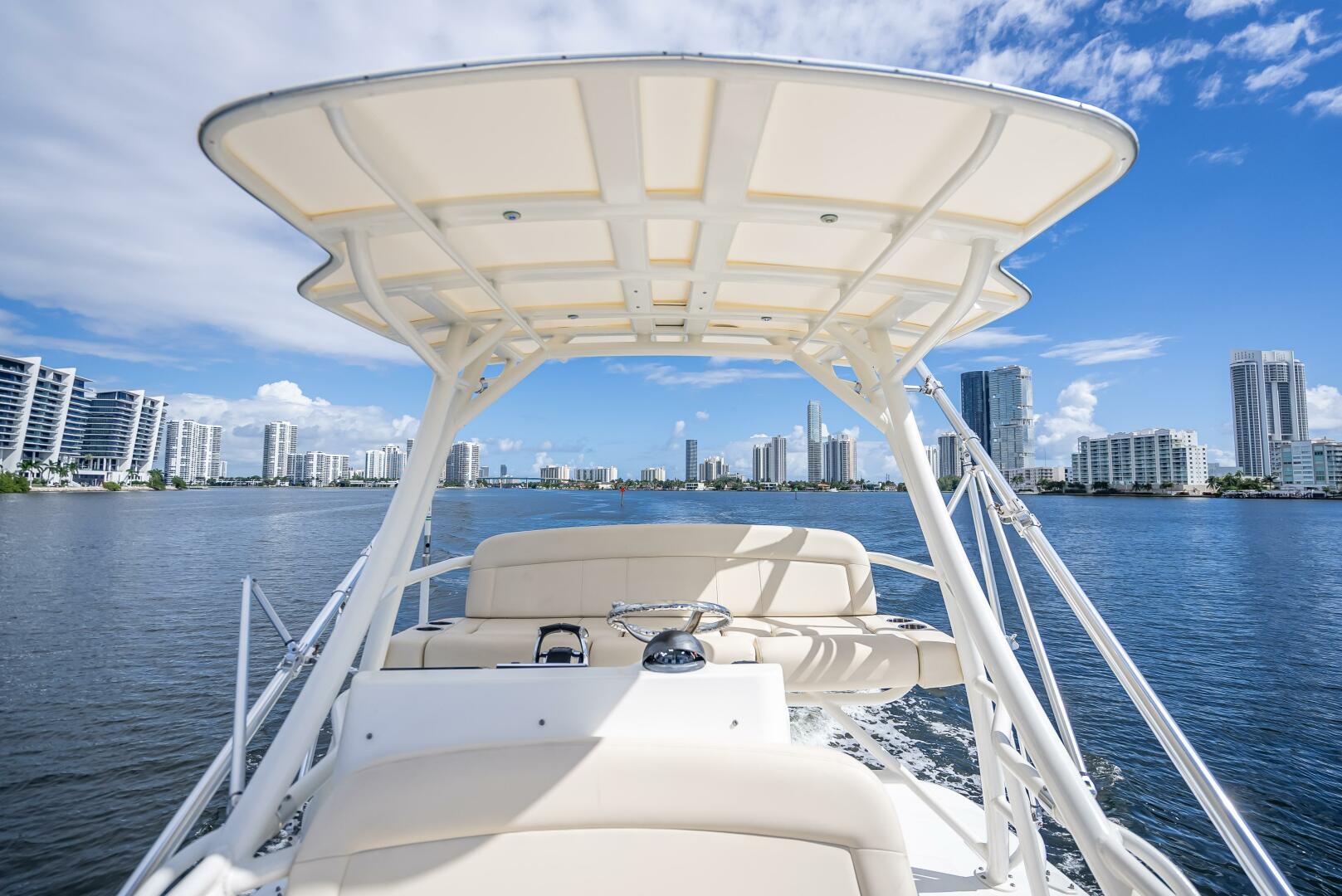 2016 Boston Whaler - Image 94