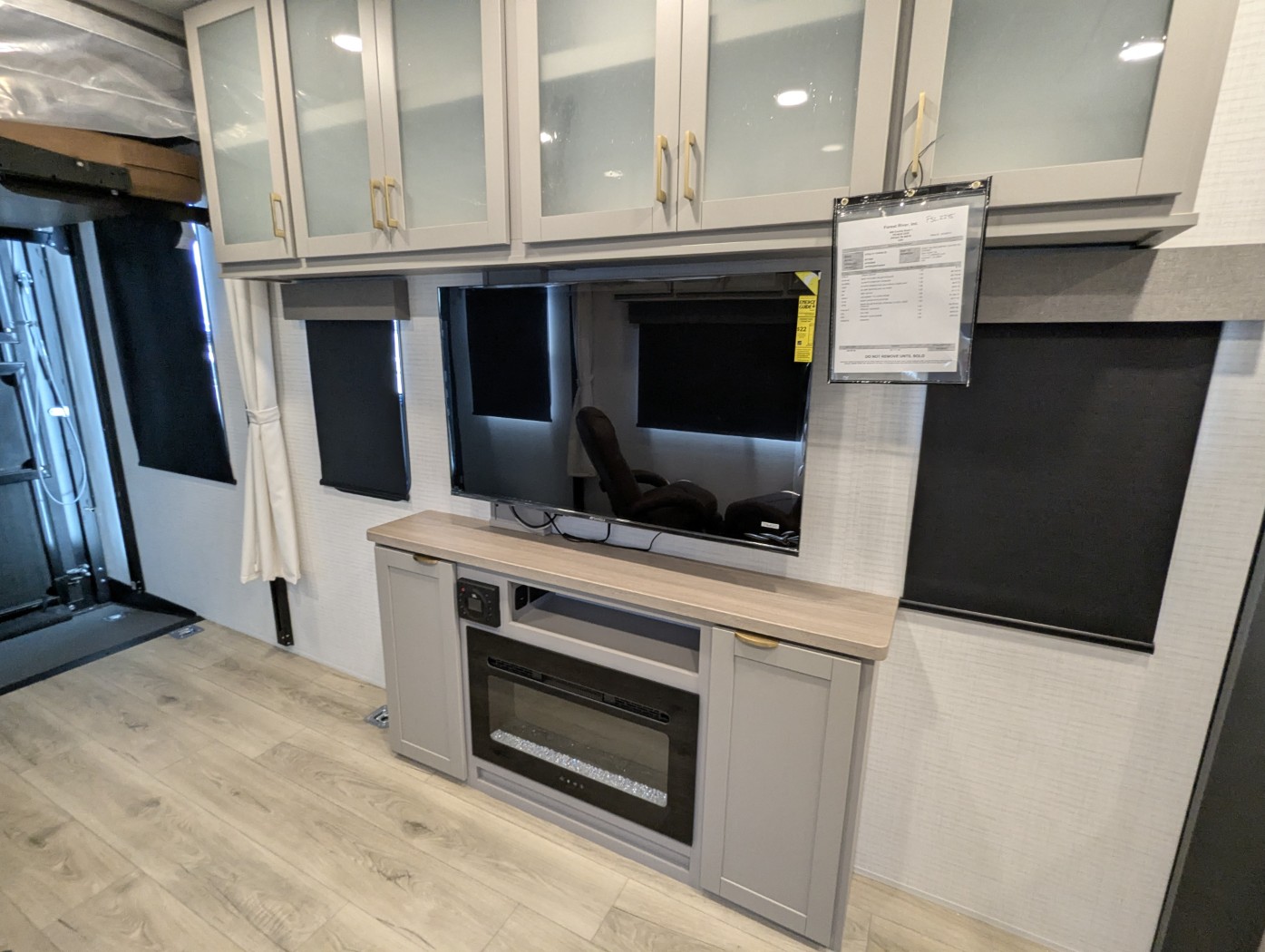 2027 Forest River Stealth 2900 - Image 23