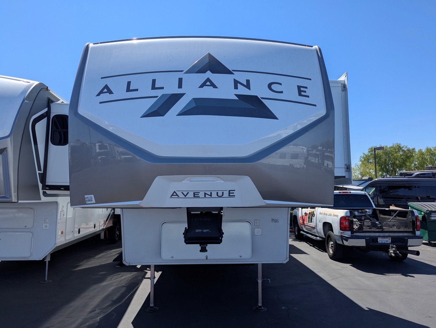 2026 Alliance RV Avenue 38DBL - Image 2