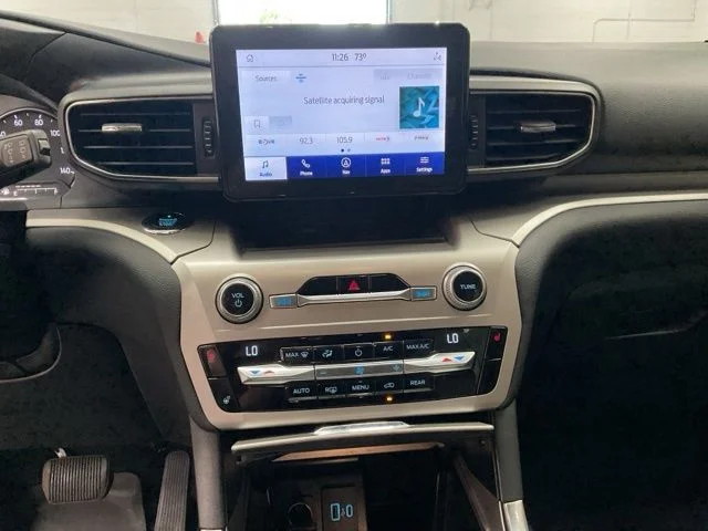 2021 Ford Explorer Utility 4D XLT 4WD - Image 16
