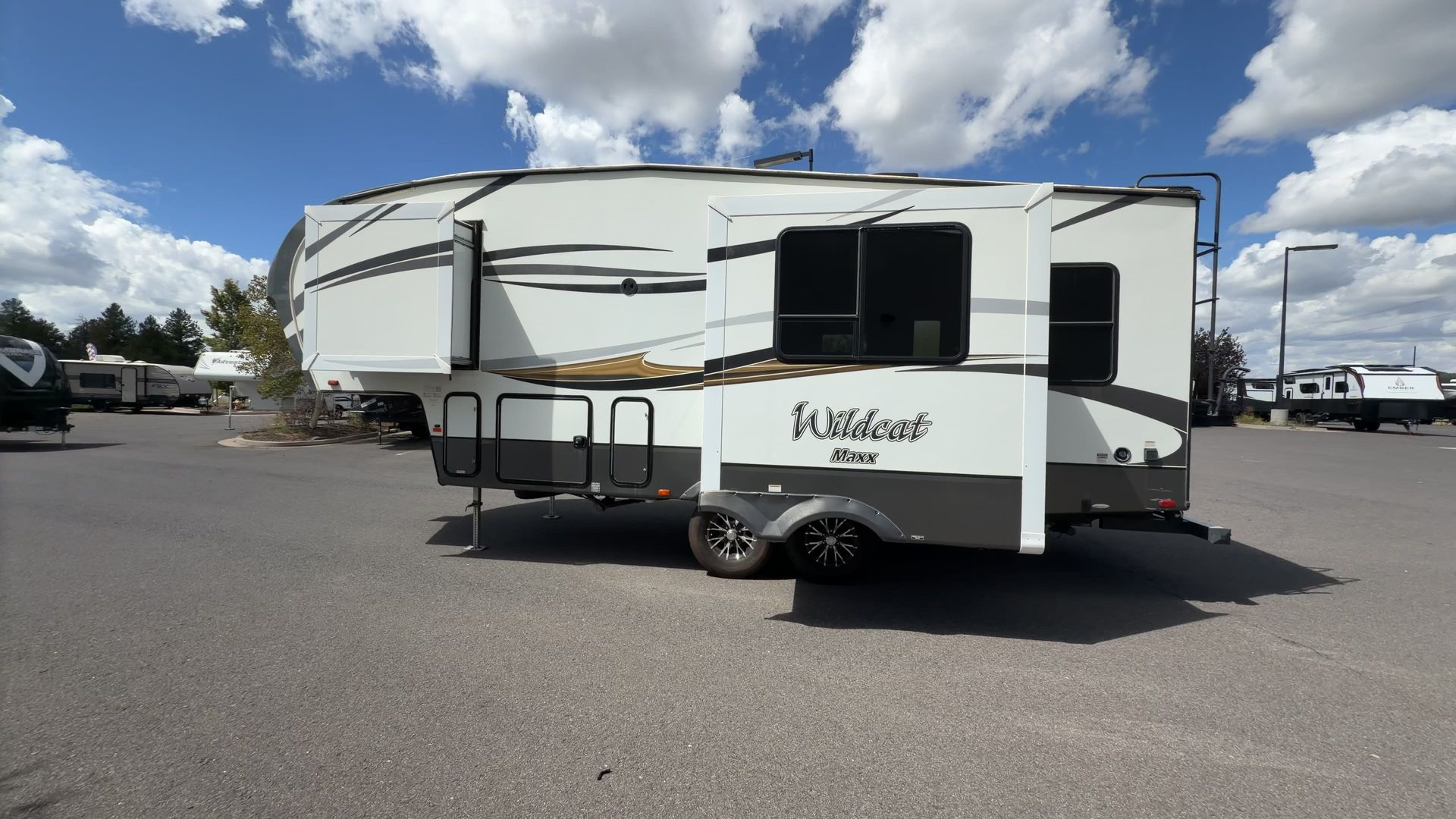 2015 Forest River Wildcat Maxx 242RLX - Image 53