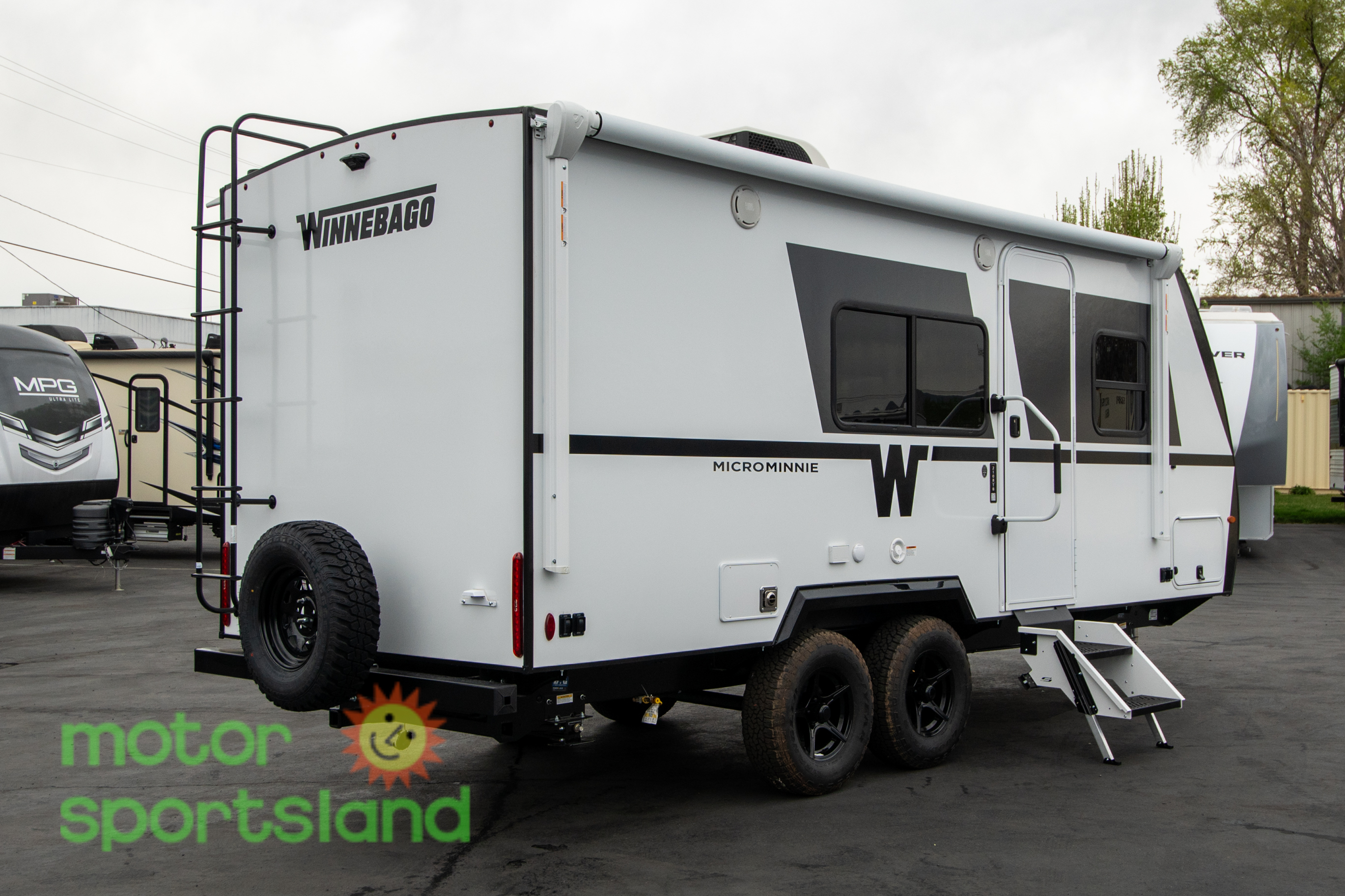 2026 Winnebago Micro Minnie 2108TB - Image 5