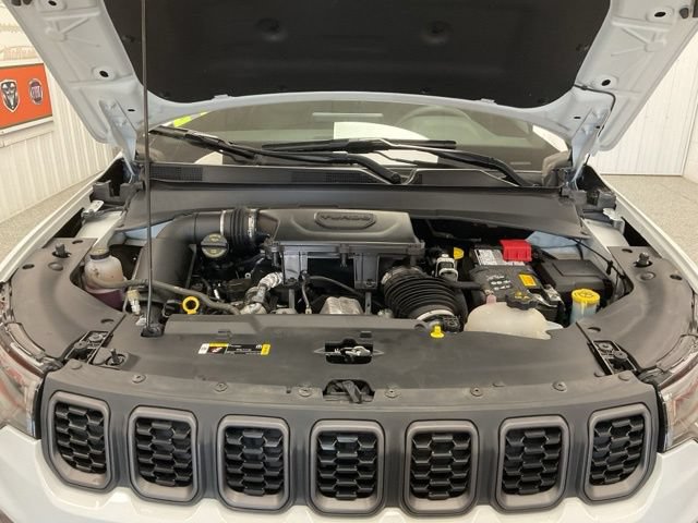 2025 Jeep Compass Trailhawk 4x4 - Image 10