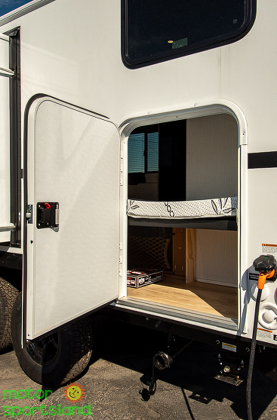 2027 Winnebago Micro Minnie 2200MBH - Image 14