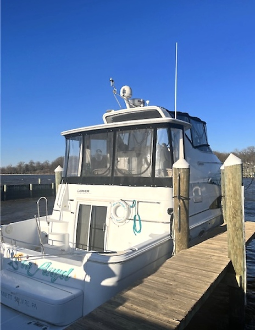 2003 Carver - Image 4