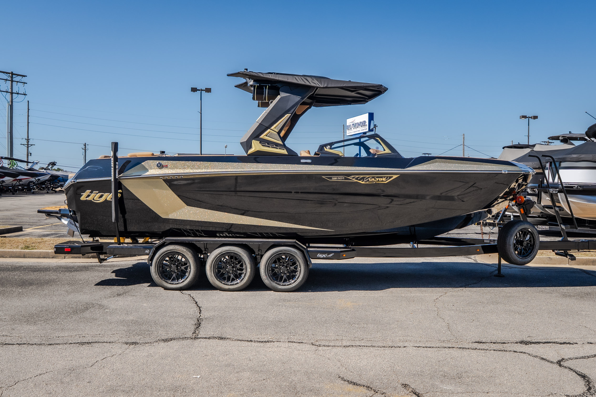 2027 Tigé Ultré 25ZX - Image 13