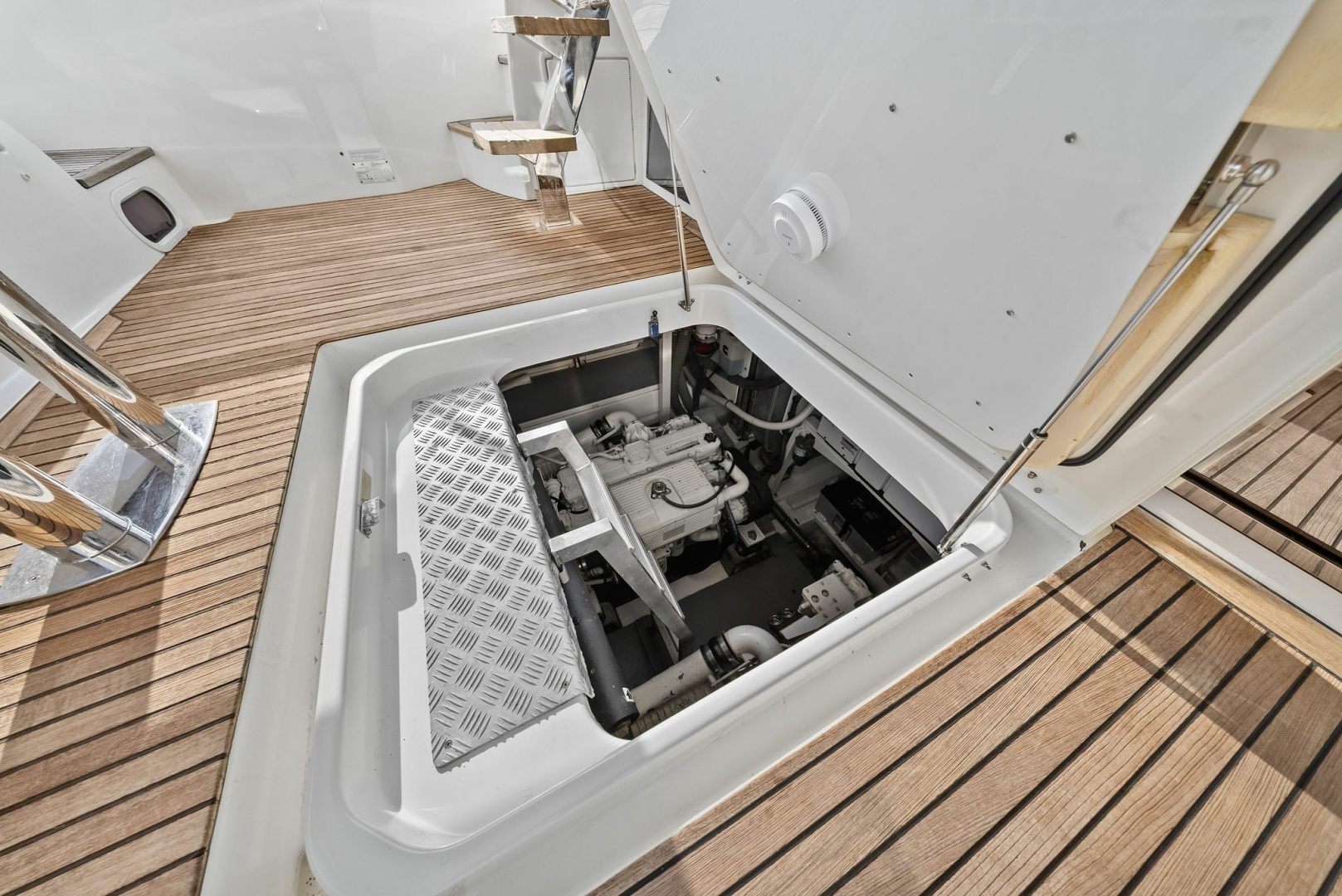 2015 Prestige 550 Base - Image 65