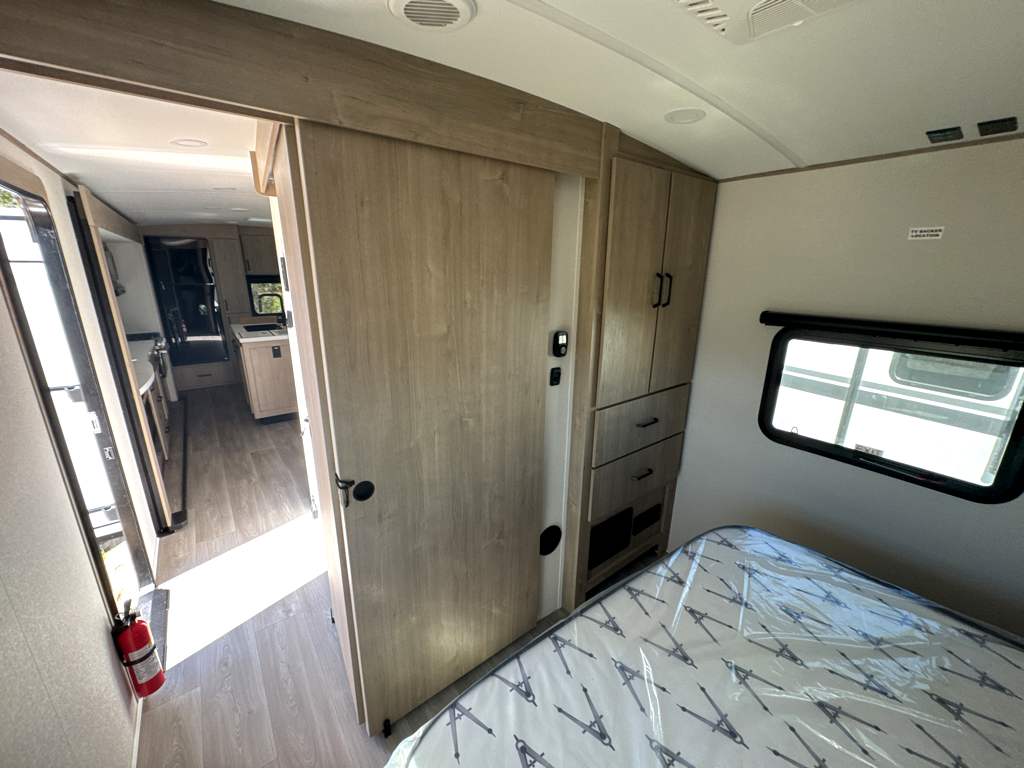 2026 GRAND DESIGN IMAGINE 2670MK - Image 10
