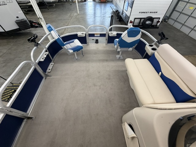 2012 SUN TRACKER FISHING BARGE 20DLX - Image 20