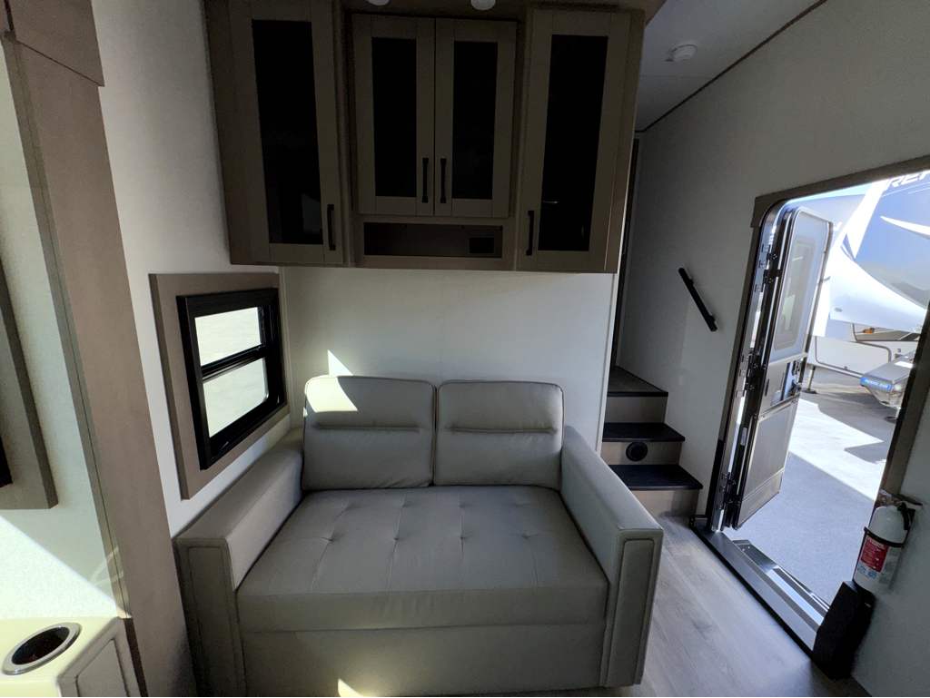 2026 GRAND DESIGN REFLECTION 320MKS - Image 17