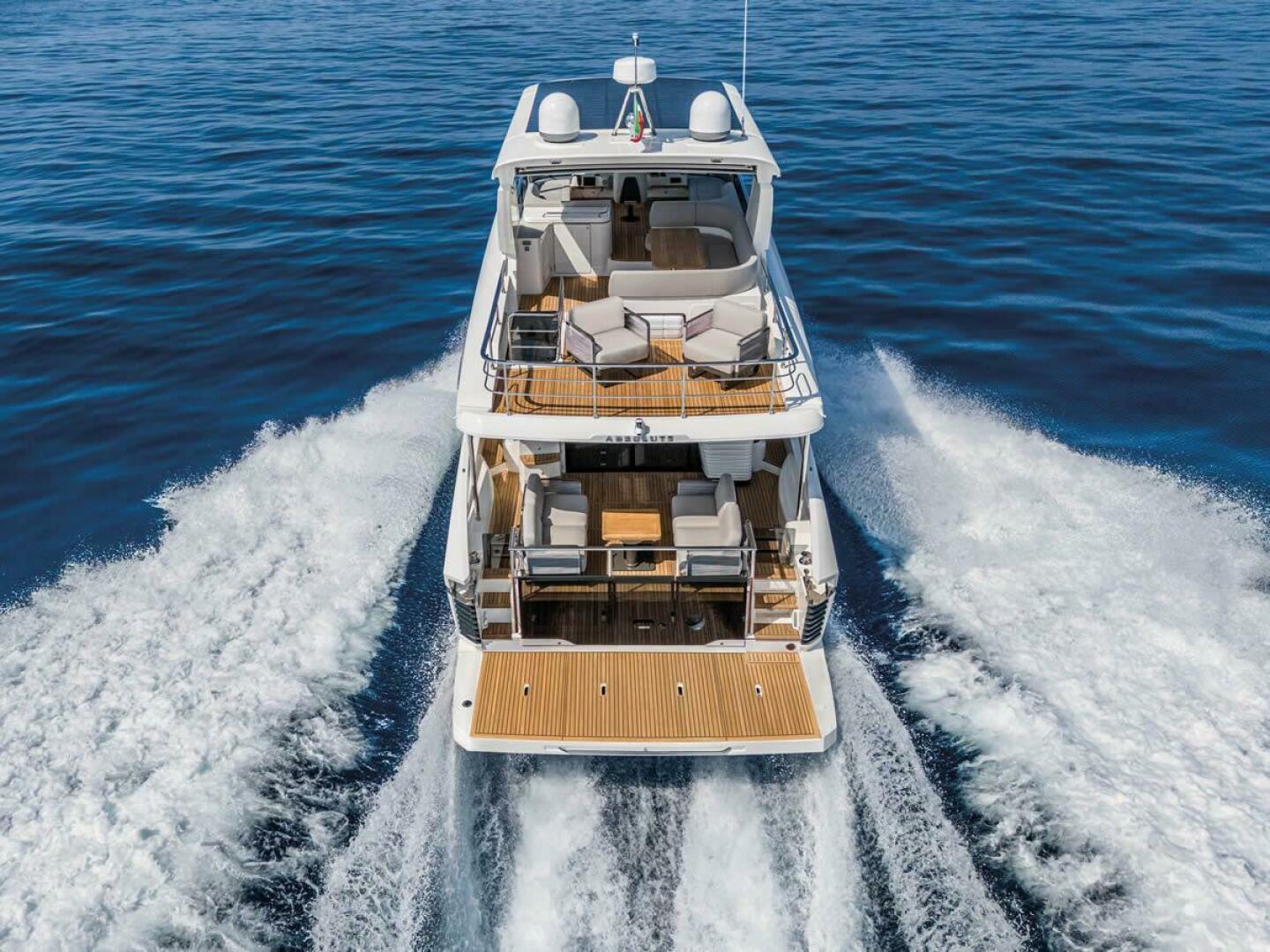 2010 Sea Ray 310 SUNDANCER - Image 7
