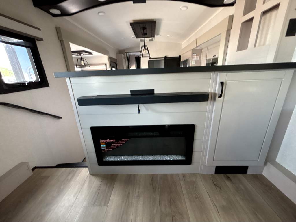 2026 JAYCO NORTH POINT 382FLRB - Image 33