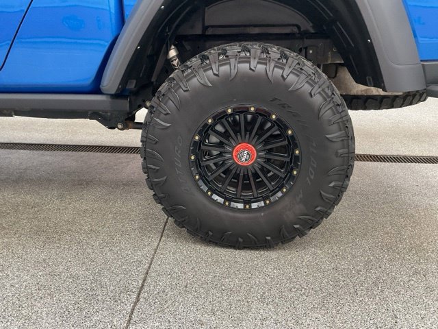 2022 Jeep Gladiator Crew Cab Rubicon 4WD - Image 10