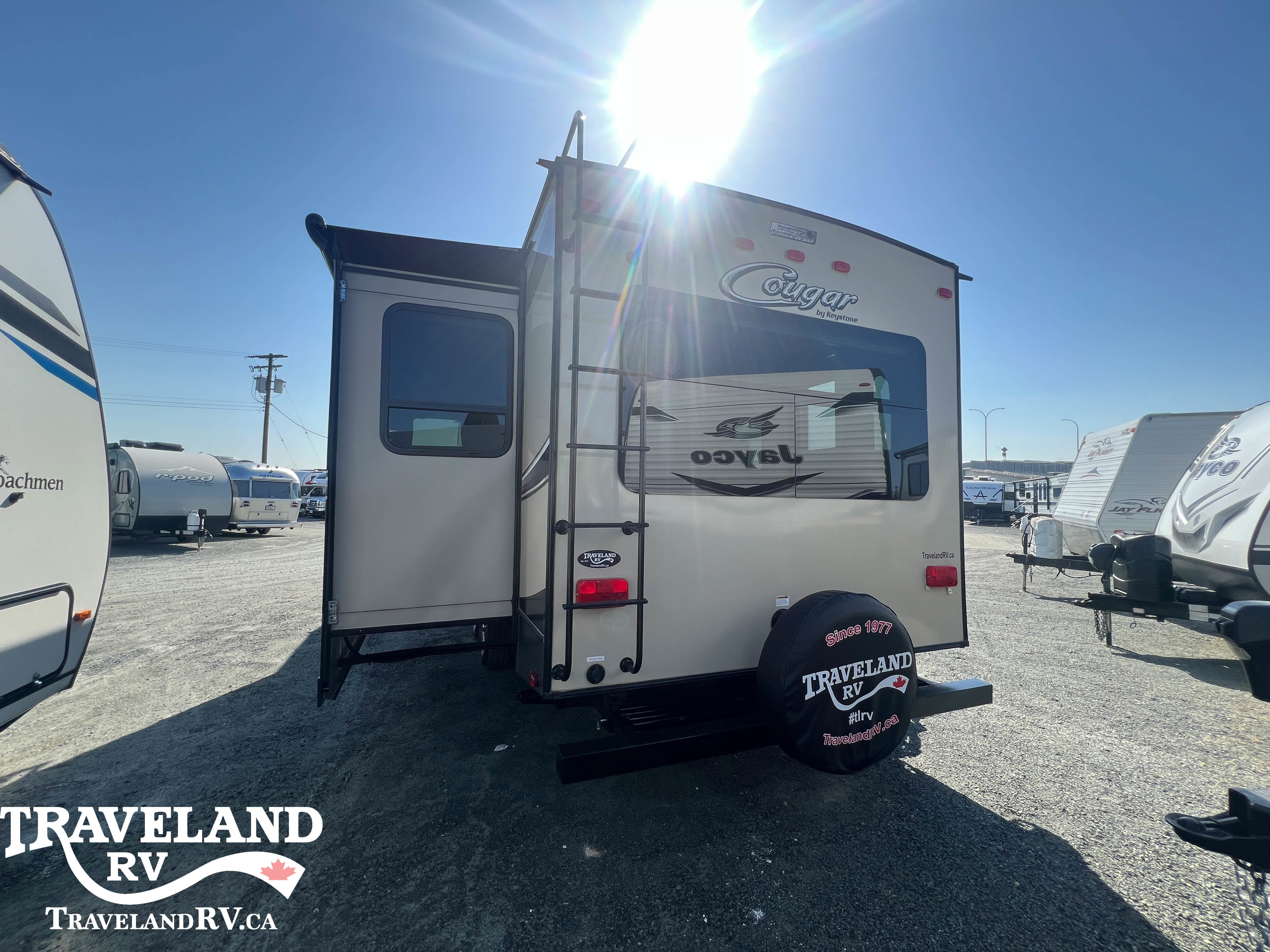 2017 Keystone Cougar Half-Ton 26SABWE - Image 4