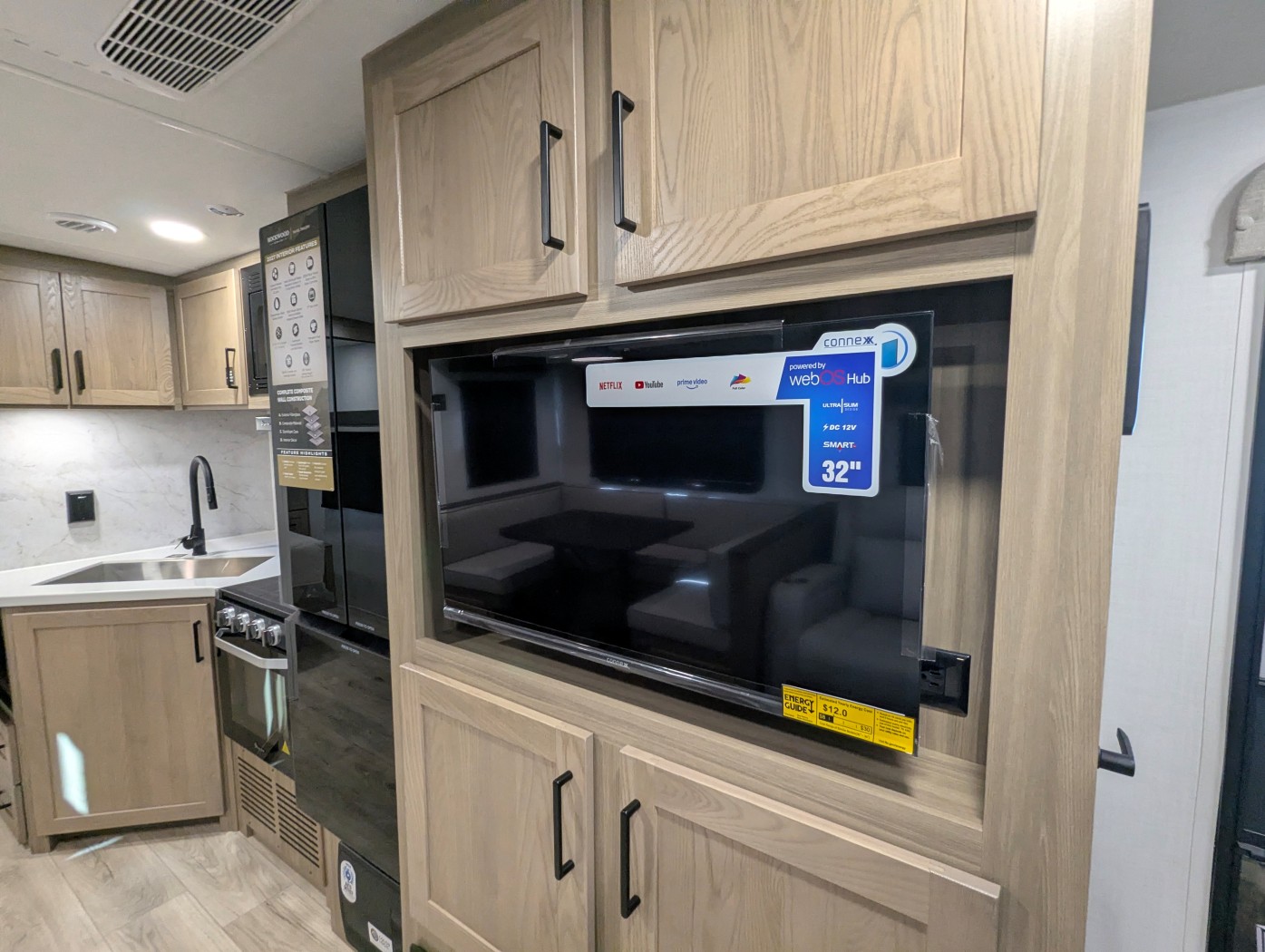 2027 Forest River Rockwood Ultra Lite 2706BH - Image 19