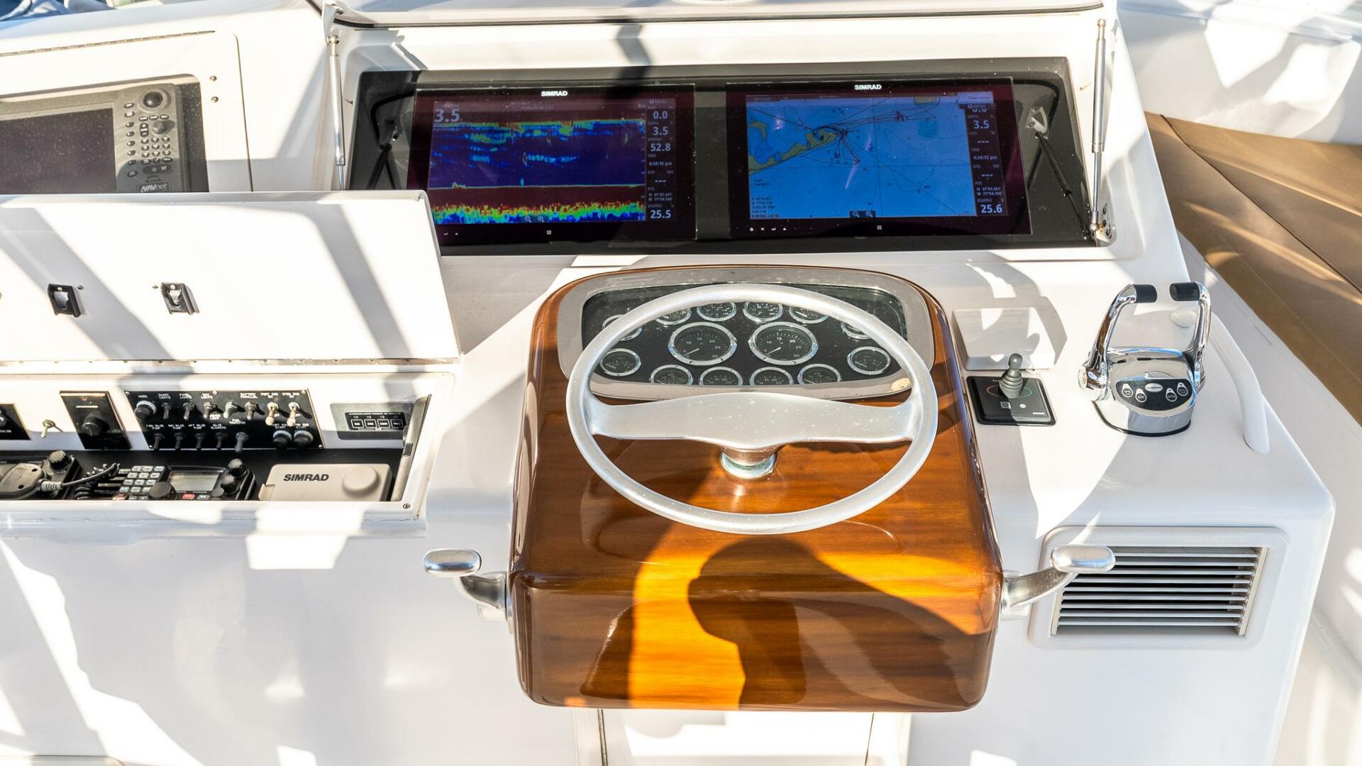 2002 VIKING 52 Convertible Base - Image 13