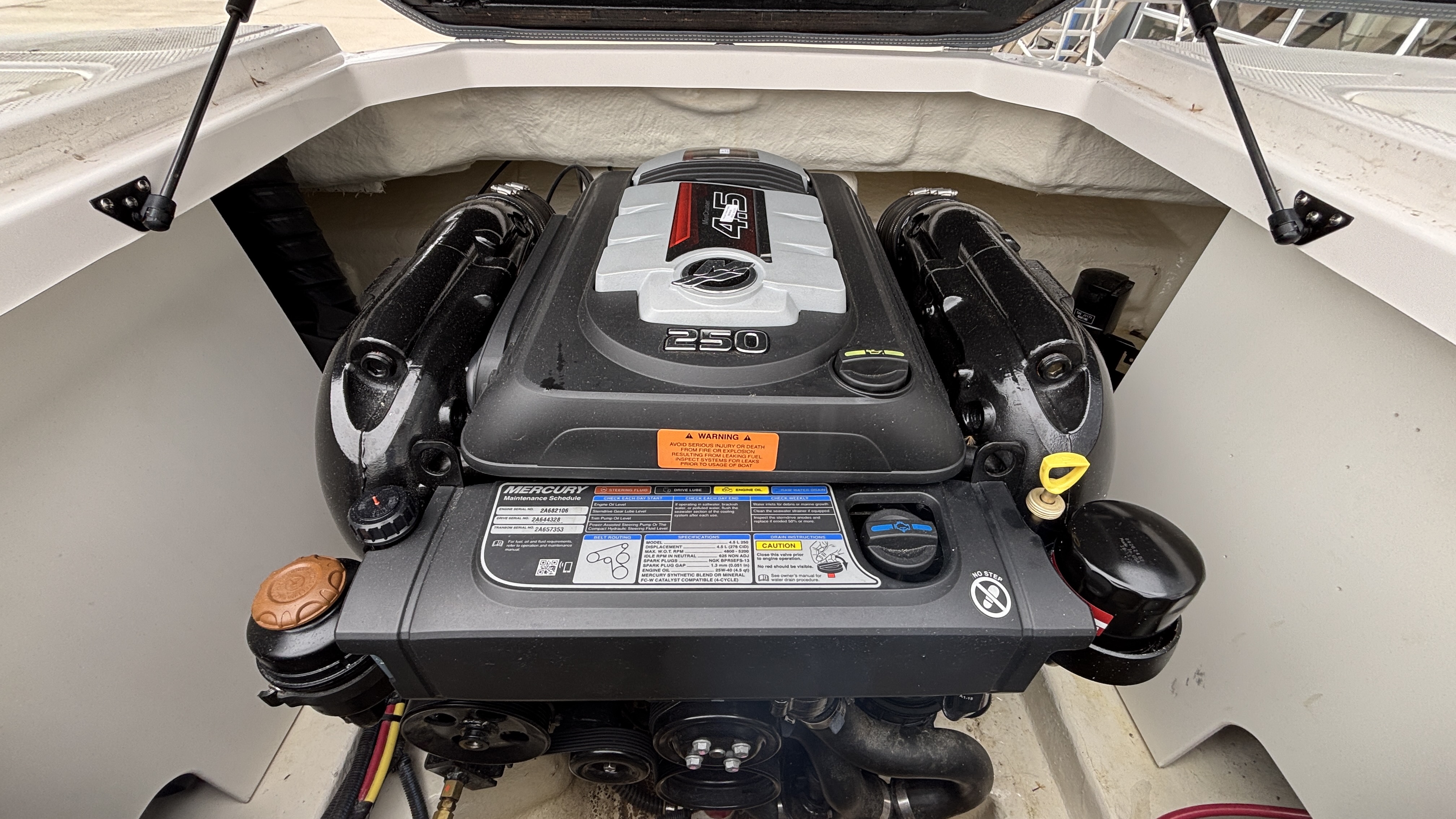 2021 Chaparral 23 SSi - Image 23