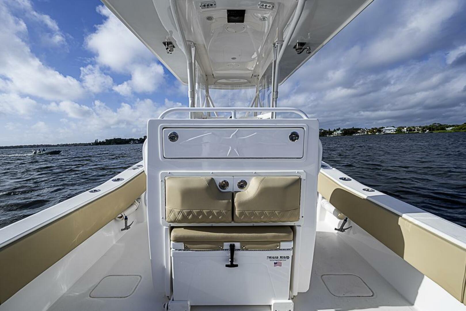 2023 Invincible 33 Open Fisherman Base - Image 19