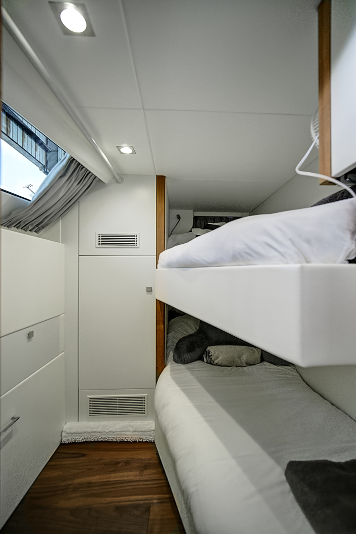 2019 Sunseeker 86 Yacht - Image 69