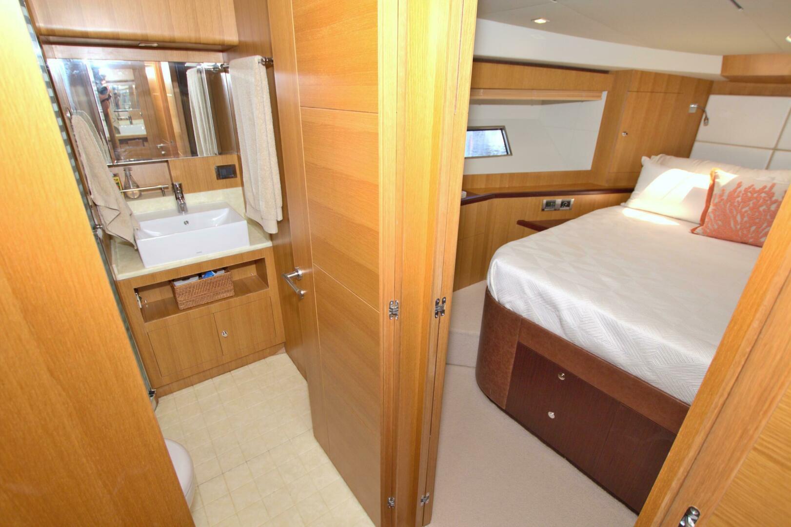 2015 Dyna Yachts 60 Pilothouse Motoryacht - Image 56