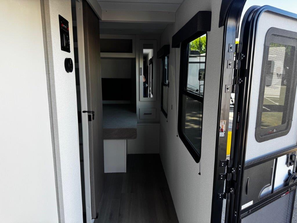 2026 Grand Design Momentum MAV 27MAV - Image 16