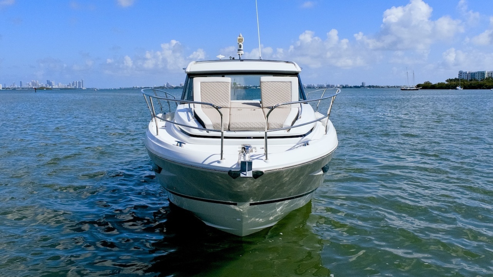 2020 Jeanneau NC37 - Image 2