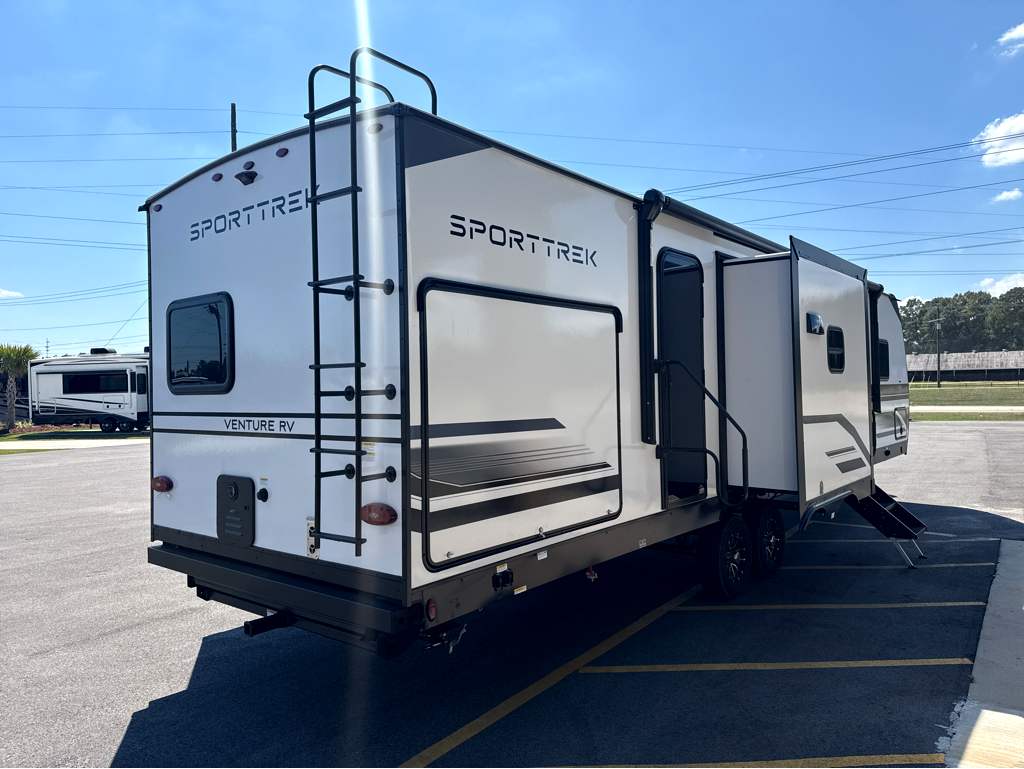 2027 VENTURE RV SPORTTREK 333VIK - Image 4