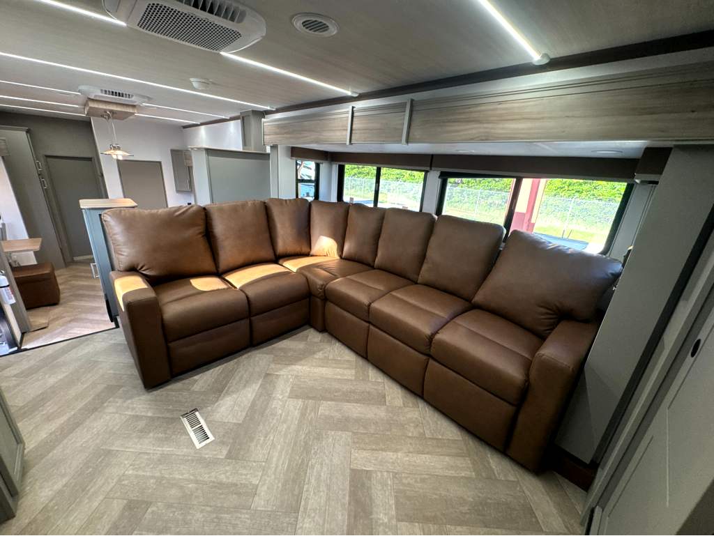 2026 Keystone SPRINTER 3800FLB - Image 13