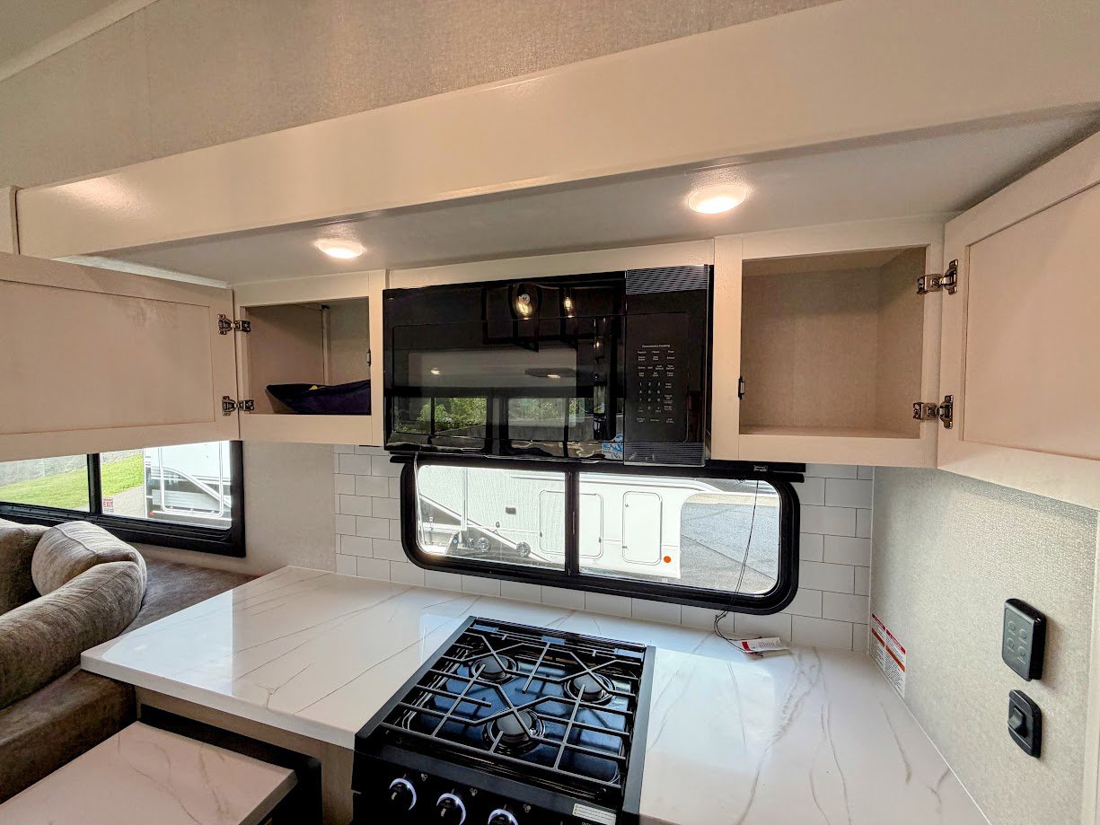 2026 JAYCO EAGLE 335LSTS - Image 29