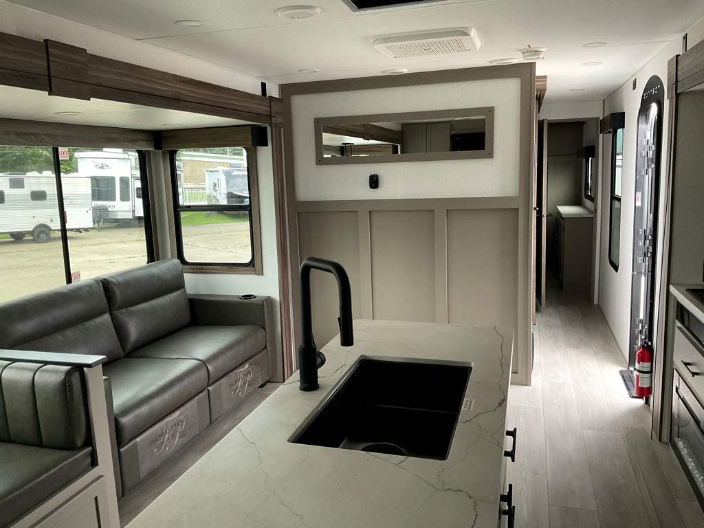 2026 KZ CONNECT C333RLK - Image 8