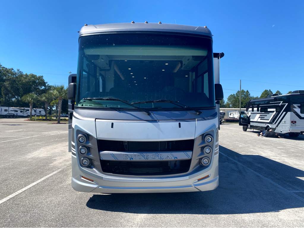 2026 ENTEGRA COACH VISION XL 34G - Image 2