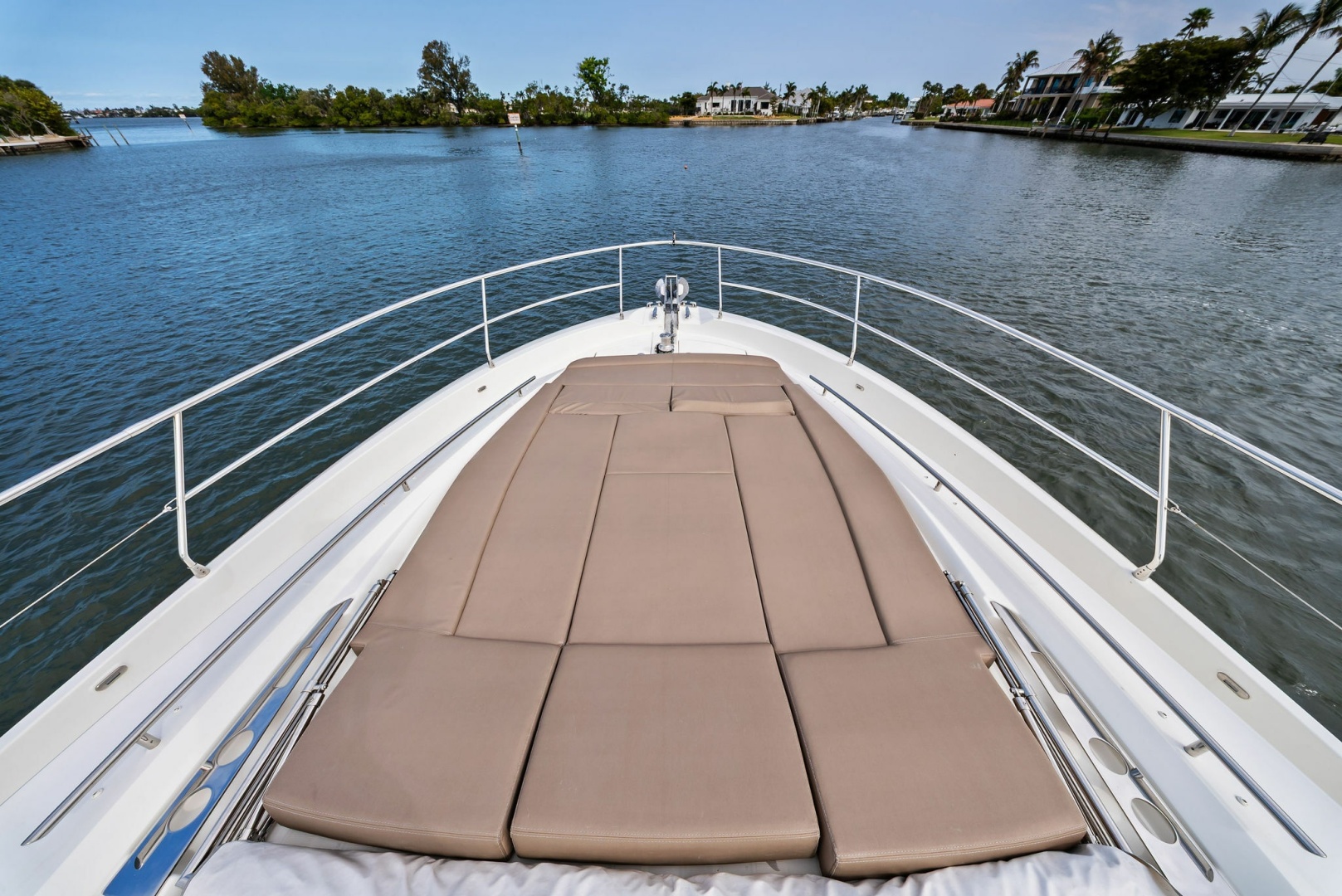 2015 Prestige 550 Base - Image 63