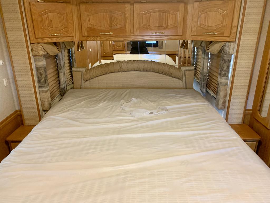 2005 MOUNTAIN AIRE 3778-WORKHORSE - Image 42