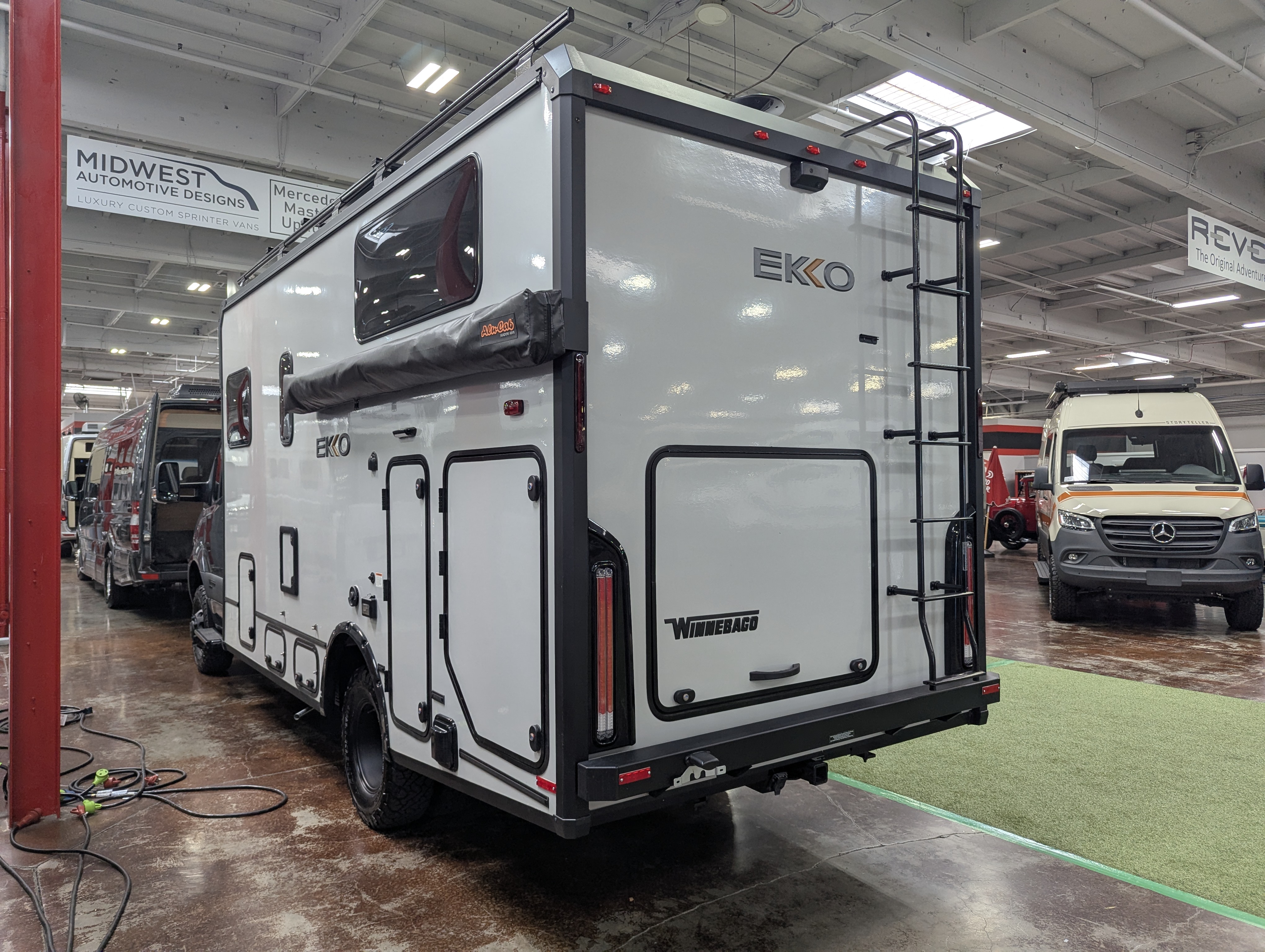 2026 Winnebago EKKO Sprinter 23B AWD - Image 4