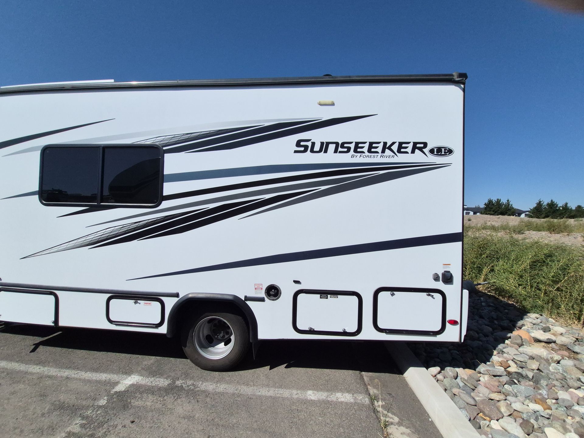 2023 Forest River Sunseeker LE 2350LE - Image 5