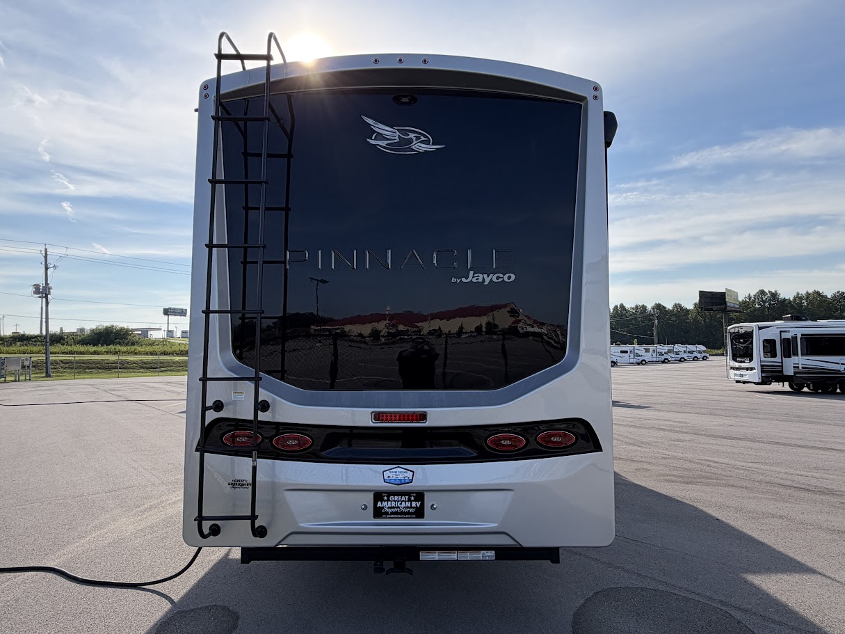 2027 JAYCO PINNACLE 39FLOK - Image 10